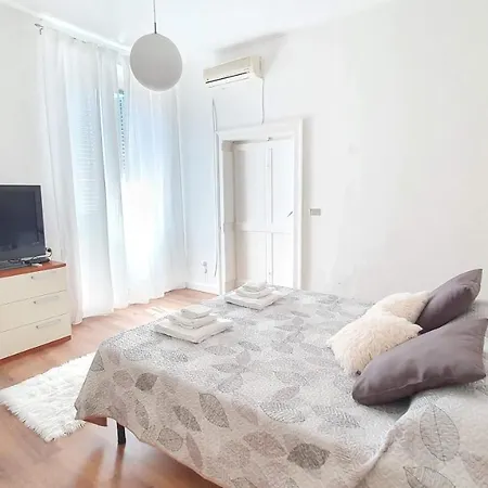 Un Faro Nel Mare - Casa Vacanze *